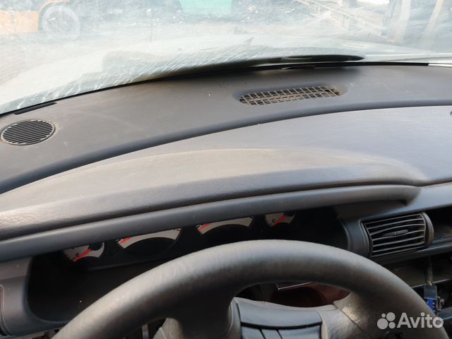 Торпедо Dodge Stratus черная