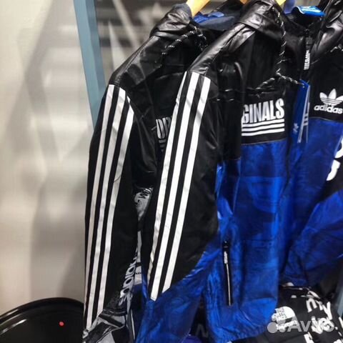 Ветровка Adidas Ветровка Adidas