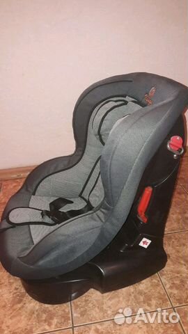Автомобильное кресло б/у