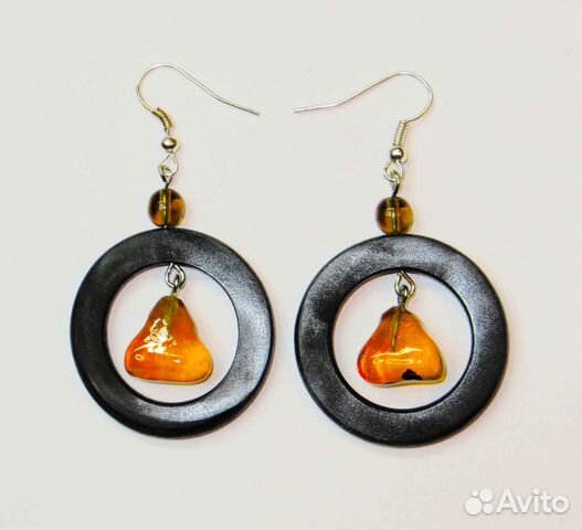 Комплект кулон и серьги с янтарем и Черным деревом