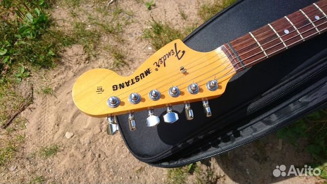 Fender Mustang Japan
