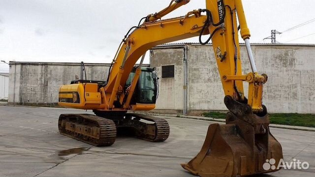 Экскаватор гусеничный JCB JS330 2009 г.в