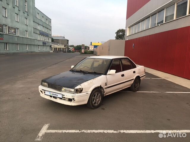 Toyota Corolla 1.6 AT, 1990, 300 000 км