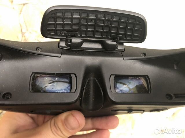 3D VR шлем Sony HMZ-T1 - Кино и игры в реальном 3D