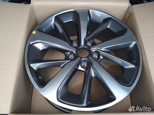 Оригинальные новые литые диски R18 Sorento Prime