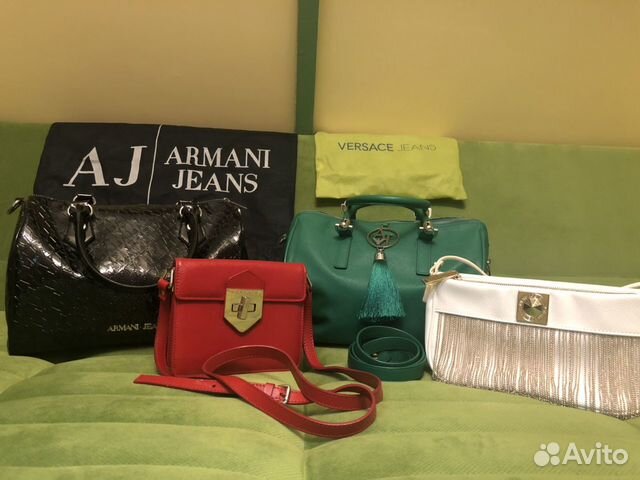 Клатч Versace оригинал с бахромой из цепочек Клатч Versace оригинал с бахромой из цепочек