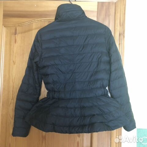 Пуховик Emporio Armani 42 it Пуховик Emporio Armani 42 it