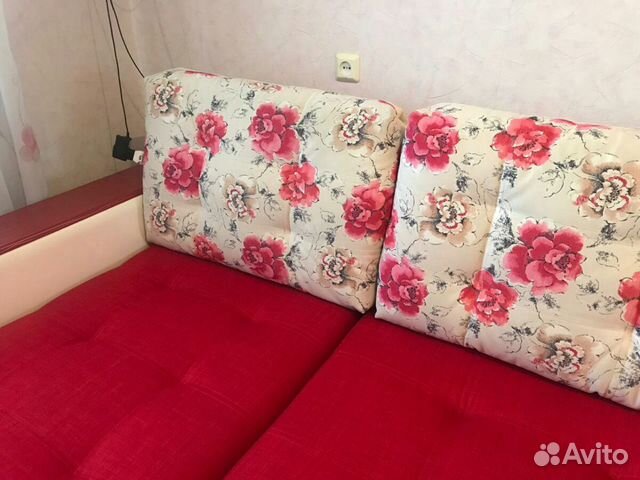 Диван