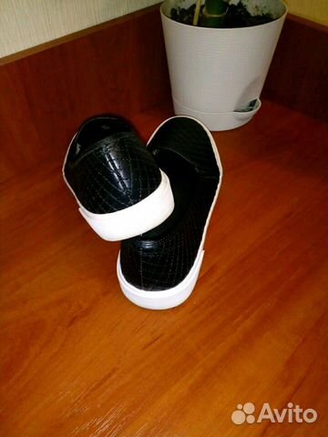 Слипоны Bershka