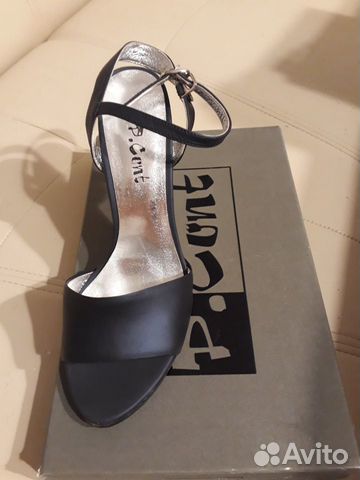 Босоножки кож. б/у P.Cont 37 размер Босоножки кож. б/у P.Cont 37 размер