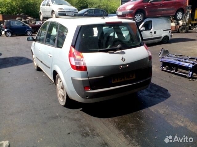 Автомобиль в разборе: Renault Scenic 2003-2009