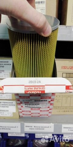 Продаются детали на Isuzu NPR Продаются детали на Isuzu NPR