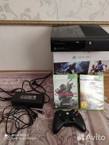 Xbox 360e 4 gb