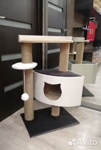 Домики с когтеточками для кошек