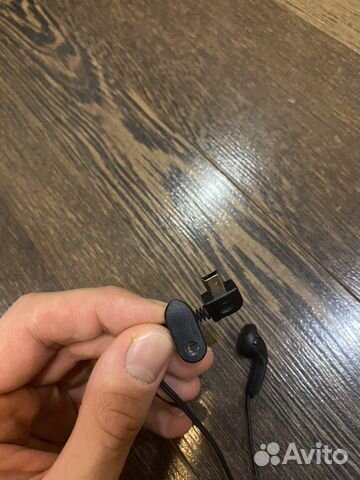 Наушники с входом mini-USB Наушники с входом mini-USB