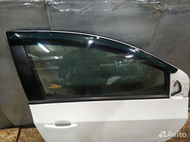 Дверь передняя правая Chevrolet Aveo T300 1.6 Дверь передняя правая Chevrolet Aveo T300 1.6
