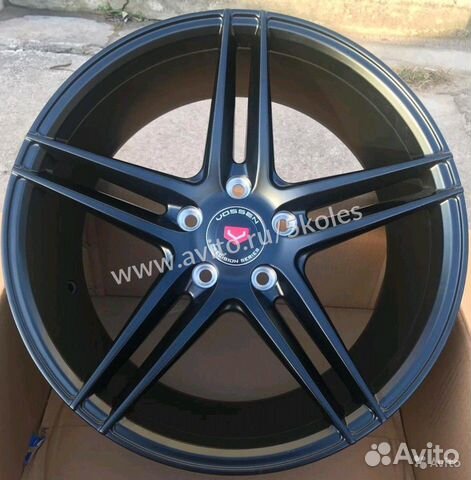 New диски Vossen VFS5 R17 New диски Vossen VFS5 R17