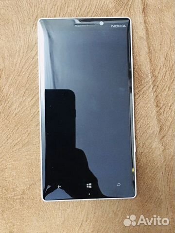 Телефон Nokia Lumia 930