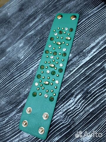 Браслет с шипами, стразами, черепами