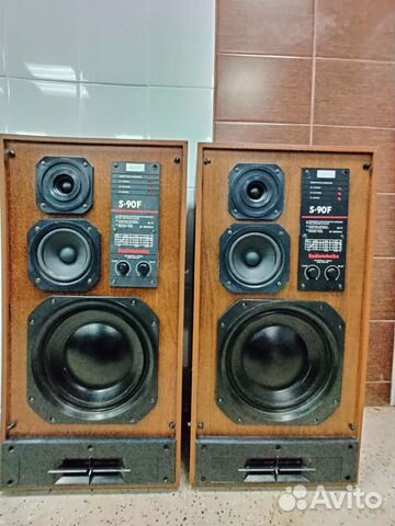 Колонки Radiotenika S90F Колонки Radiotenika S90F