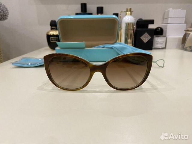 Солнцезащитные очки Tiffany & Co Солнцезащитные очки Tiffany & Co