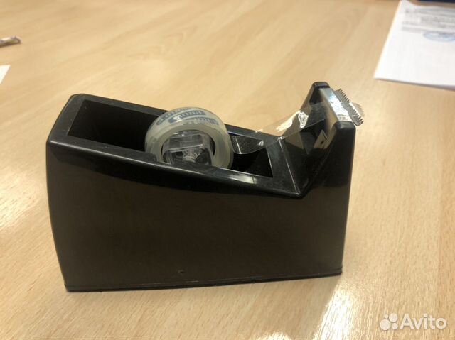 Устройство для размотки скотча Устройство для размотки скотча