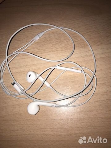 Наушники earpods оригинальные Наушники earpods оригинальные