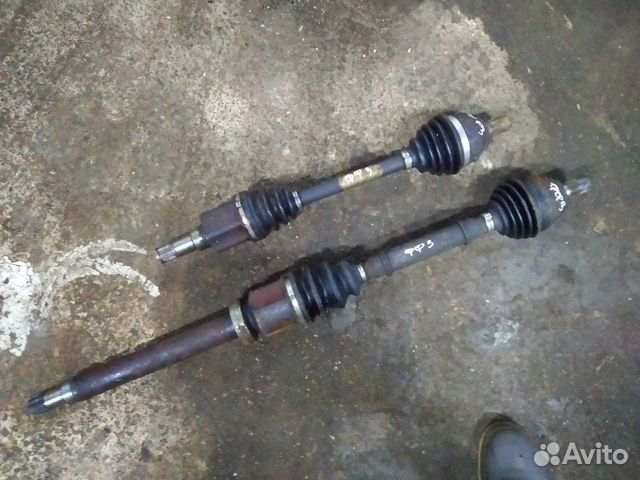 Привод правый Ford Focus 2 двиг 2,0 Привод правый Ford Focus 2 двиг 2,0