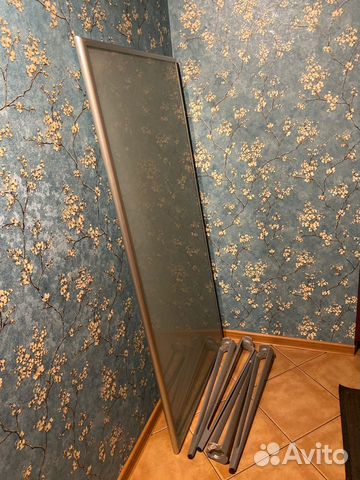 Обеденный стол IKEA Vika Lauri Обеденный стол IKEA Vika Lauri