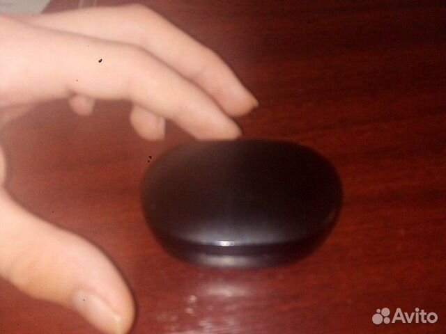 Продаю без проводные наушники Продаю без проводные наушники