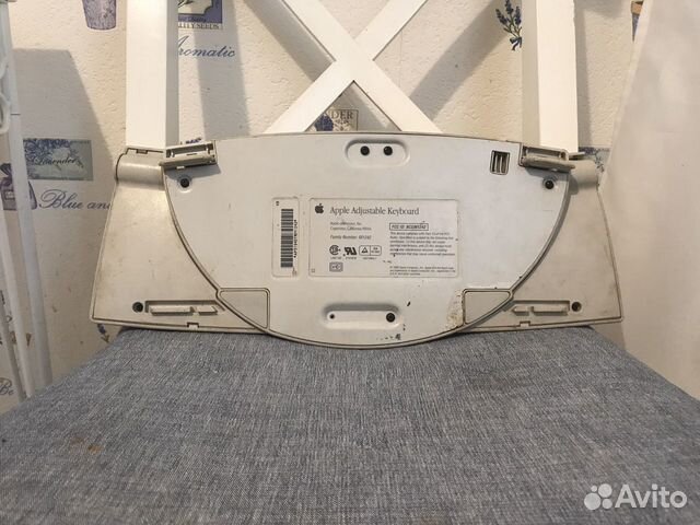 Apple Adjustable Keyboard M1242 Apple Adjustable Keyboard M1242