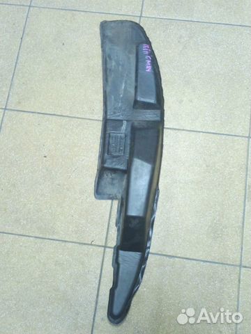 Уплотнитель переднего левого крыла Форд С Мах