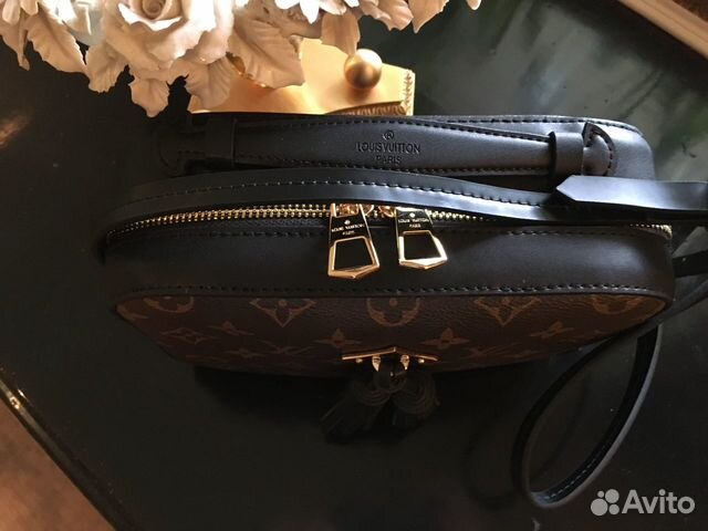 Сумка через плечо Louis Vuitton Сумка через плечо Louis Vuitton