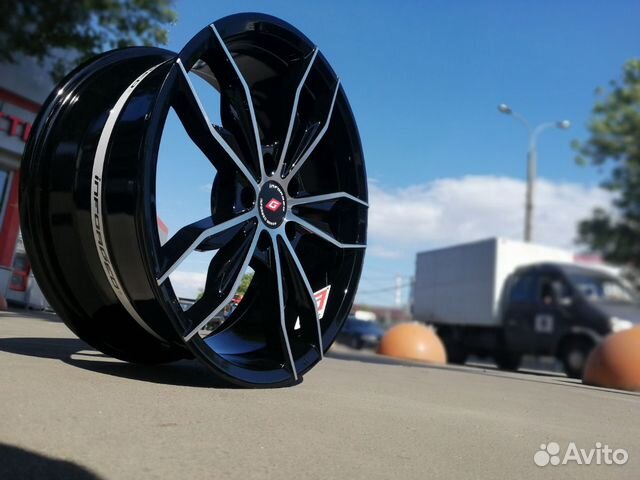 Литые диски inforged IFG32 R18 5*114.3 et.35 Литые диски inforged IFG32 R18 5*114.3 et.35