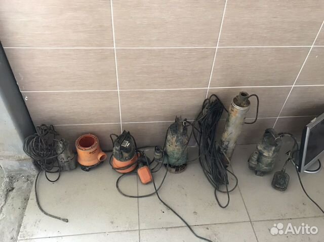 Насос погружной и дренажный на запчасти бу