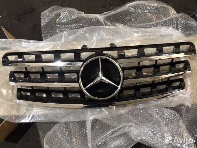 Решетка радиатора Mercedes w164 ML рестайлинг черн Решетка радиатора Mercedes w164 ML рестайлинг черн