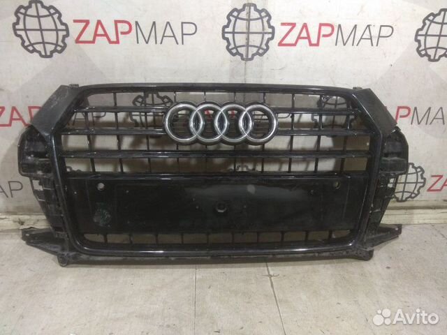 Решетка радиатора Audi Q3 8U