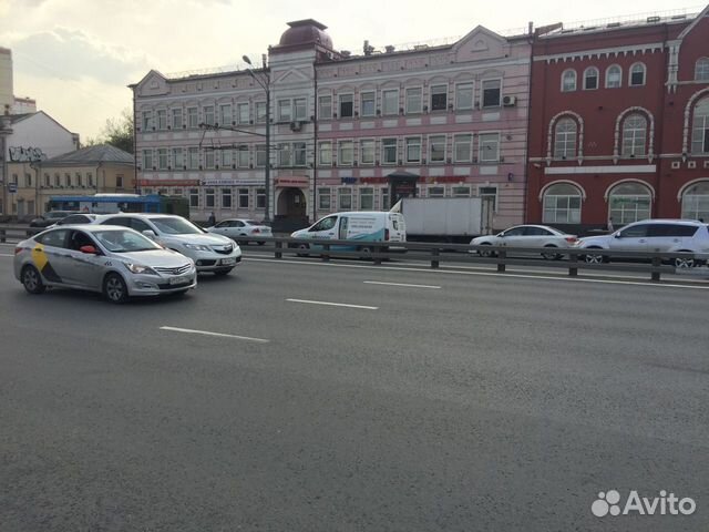 Помещение свободного назначения, 647 м²