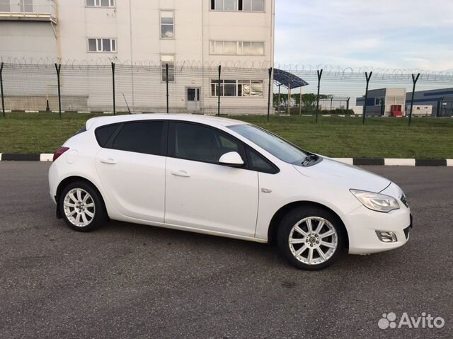 Opel Astra 1.6 AT, 2012, 105 492 км Opel Astra 1.6 AT, 2012, 105 492 км