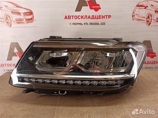 Фара левая Volkswagen Tiguan с 2017 года Фара левая Volkswagen Tiguan с 2017 года