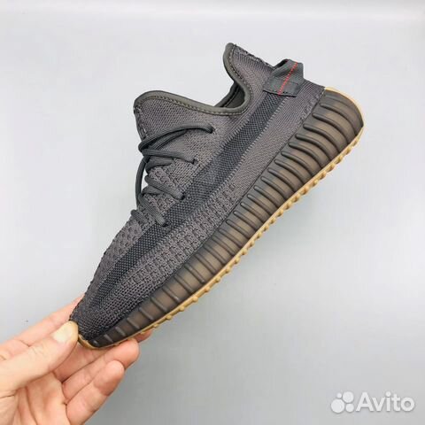 Кроссовки Adidas Yeezy Boost 350 V2 Black Grey Кроссовки Adidas Yeezy Boost 350 V2 Black Grey