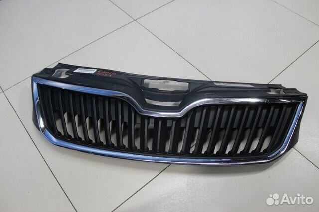 Решетка радиатора Skoda Rapid Решетка радиатора Skoda Rapid