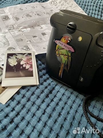 Плёночный фотоаппарат Instax mini 8