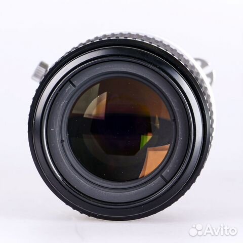 Nikon 105mm f/2.8 AiS Nikkor