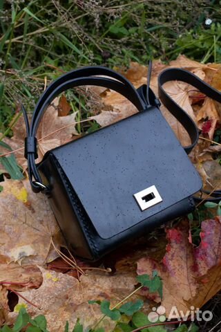 Женская кожаная квадратная сумка