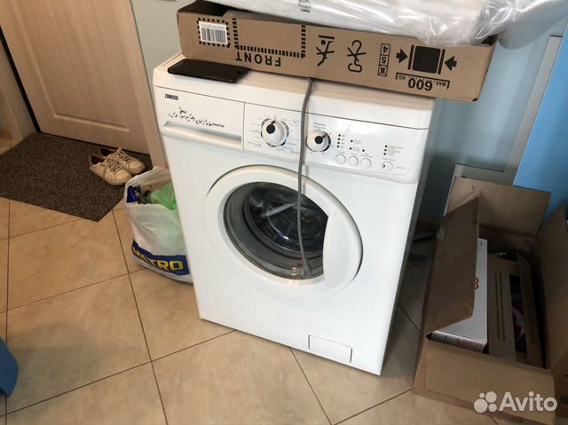 Стиральная машина Zanussi ZWD 585 Стиральная машина Zanussi ZWD 585