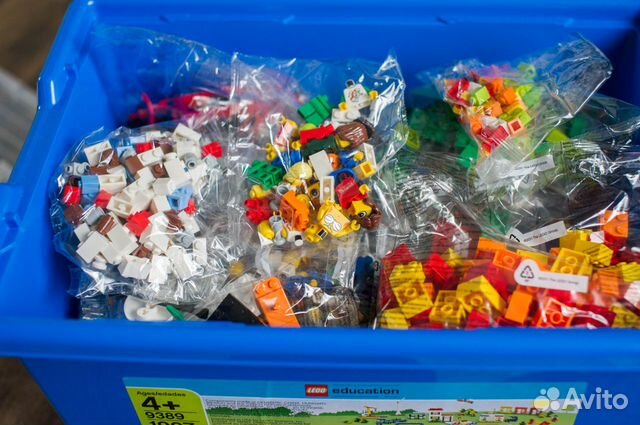 Набор Lego 9389 в коробке полный комплект Набор Lego 9389 в коробке полный комплект