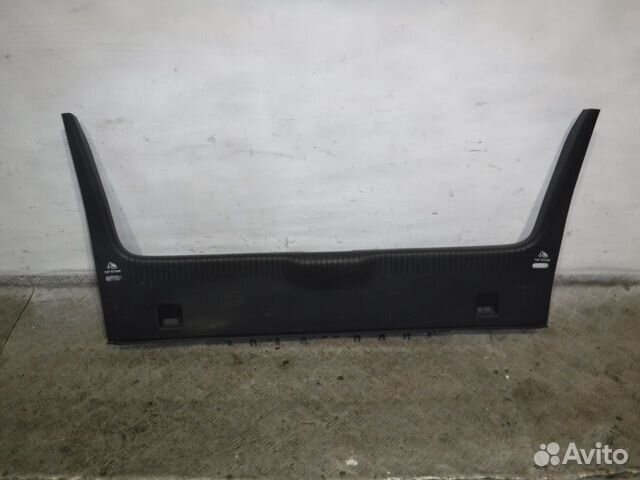 VW Golf 6 Обшивка багажника