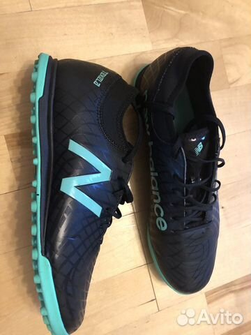 Бутсы шиповки сороконожки New Balance Бутсы шиповки сороконожки New Balance