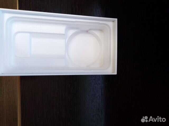 Коробка от iPhone 8 Коробка от iPhone 8